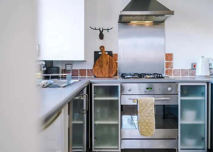 Best Hotels in Capenhurst for Exploring Chester